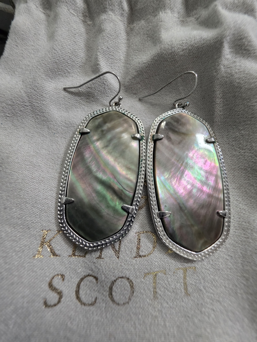 Kendra Scott Black Mother Of Pearl Danielle Earrings